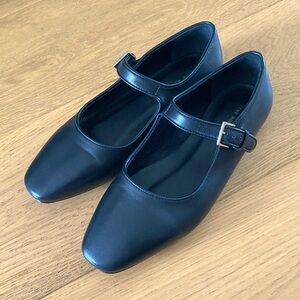 The Row Black Ava Ballerina Flats size 35
